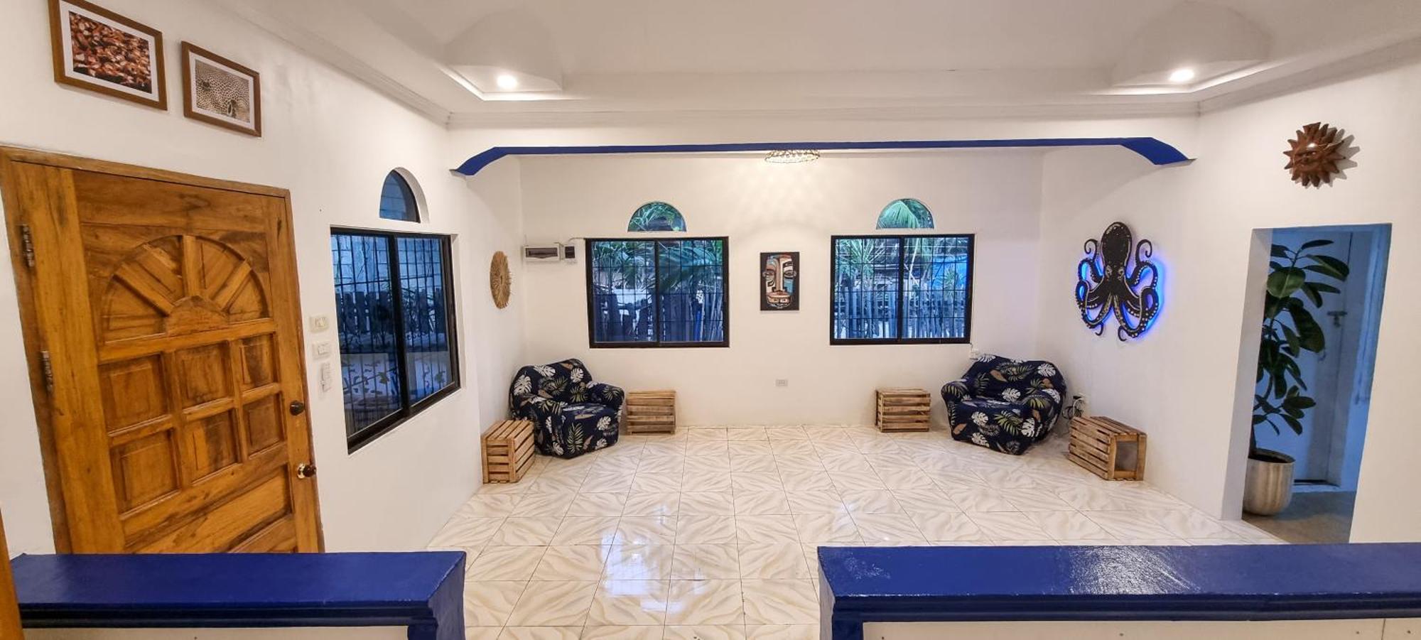 بيت شباب Blue House Backpackers Siquijor سان خوان المظهر الخارجي الصورة
