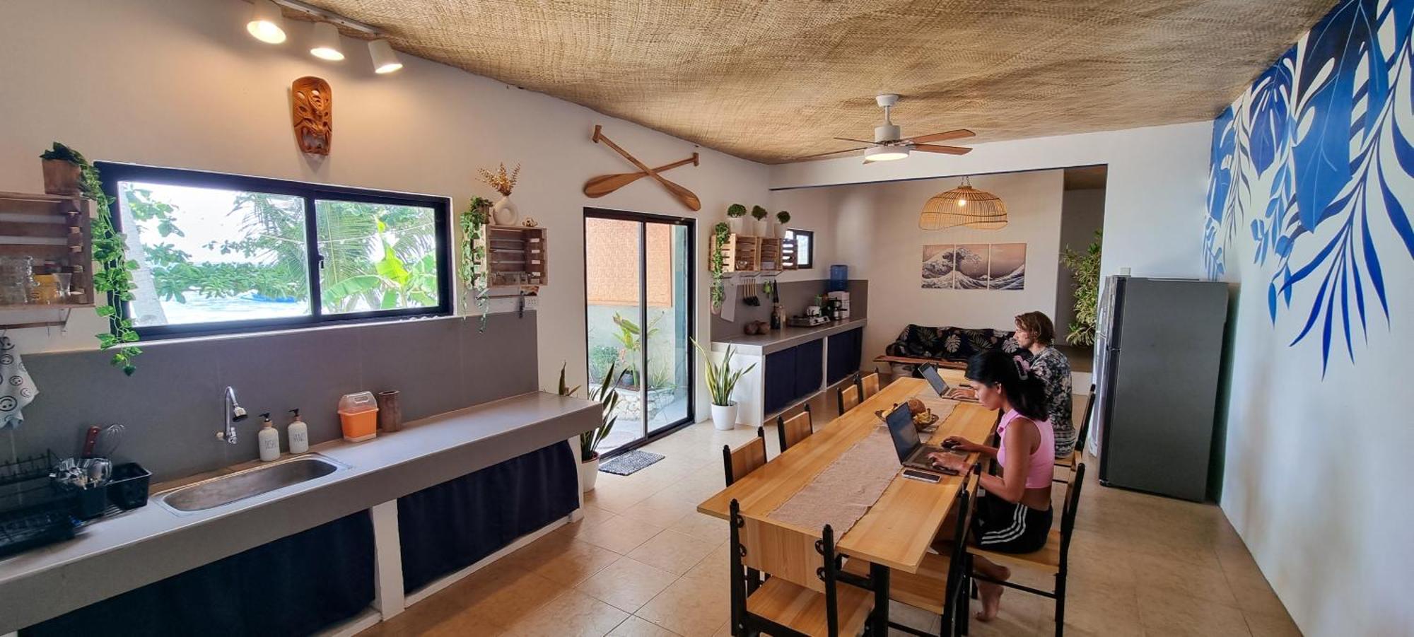 بيت شباب Blue House Backpackers Siquijor سان خوان المظهر الخارجي الصورة