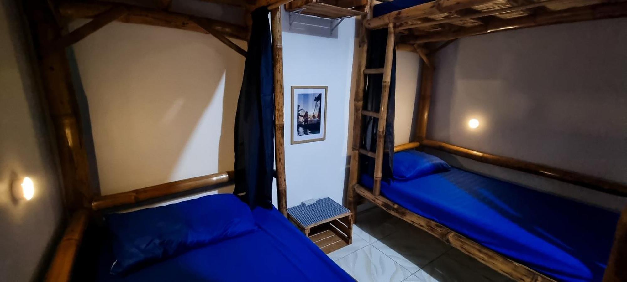 بيت شباب Blue House Backpackers Siquijor سان خوان المظهر الخارجي الصورة