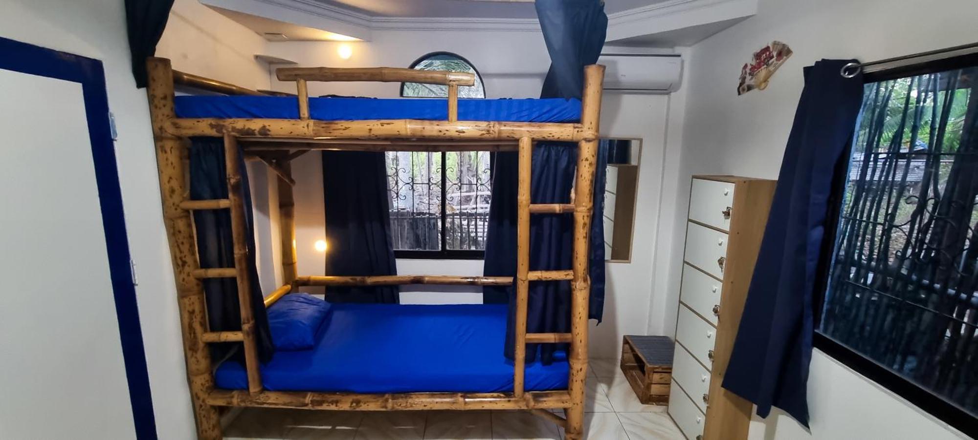 بيت شباب Blue House Backpackers Siquijor سان خوان المظهر الخارجي الصورة